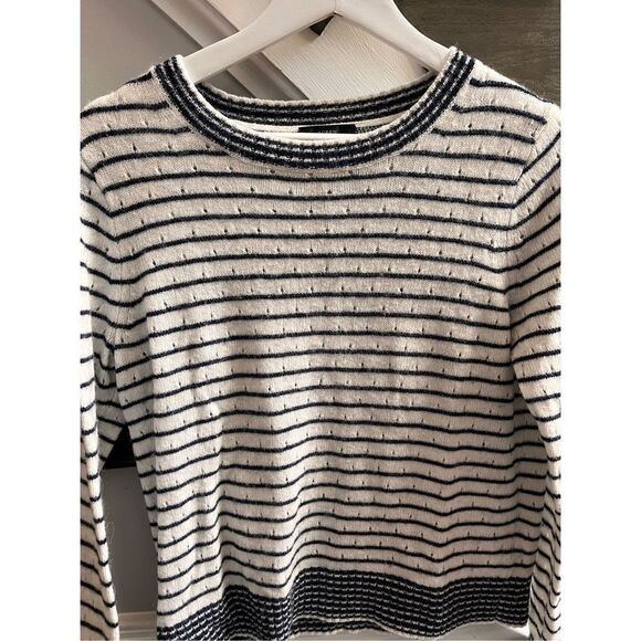 J. Crew White & Black Stripe Textured Alpaca & Wool Sweater sz M NWOT - Picture 2 of 7
